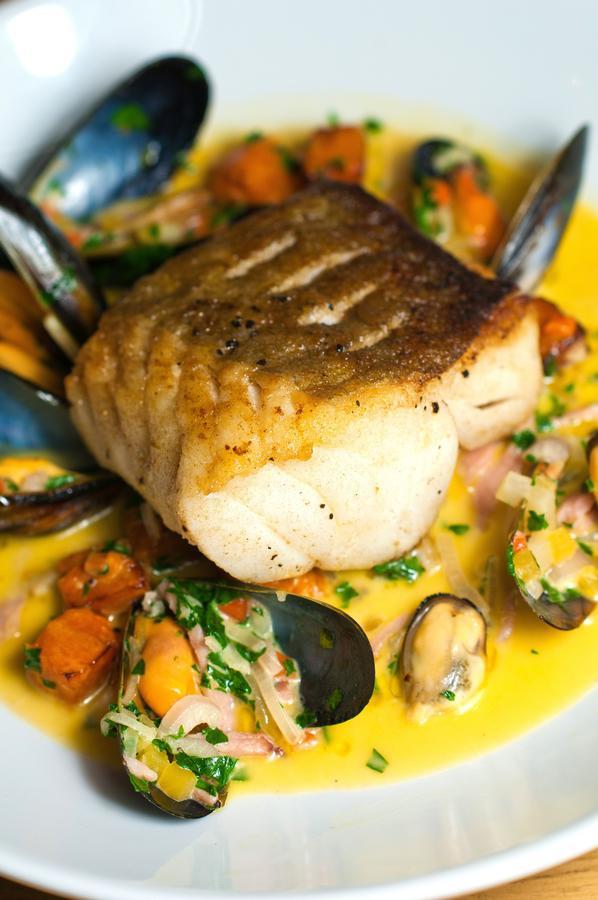 فندق The Fenwick Steak & Seafood Pub Claughton المظهر الخارجي الصورة